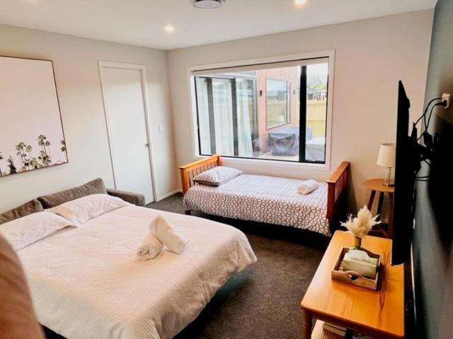 Sandy Palms - Home Away From Home Waihi Exteriör bild